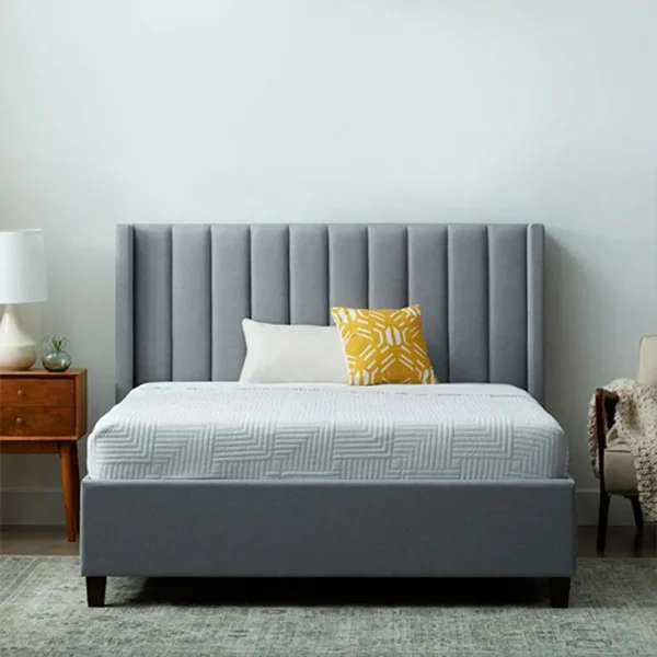 King size bed with side tables